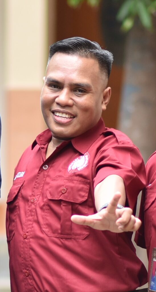 Pak Sandri fasda Sumba Timur